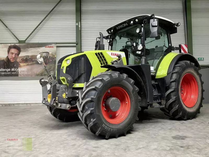 Claas Arion 660 CMATIC Trattore 99.900 €