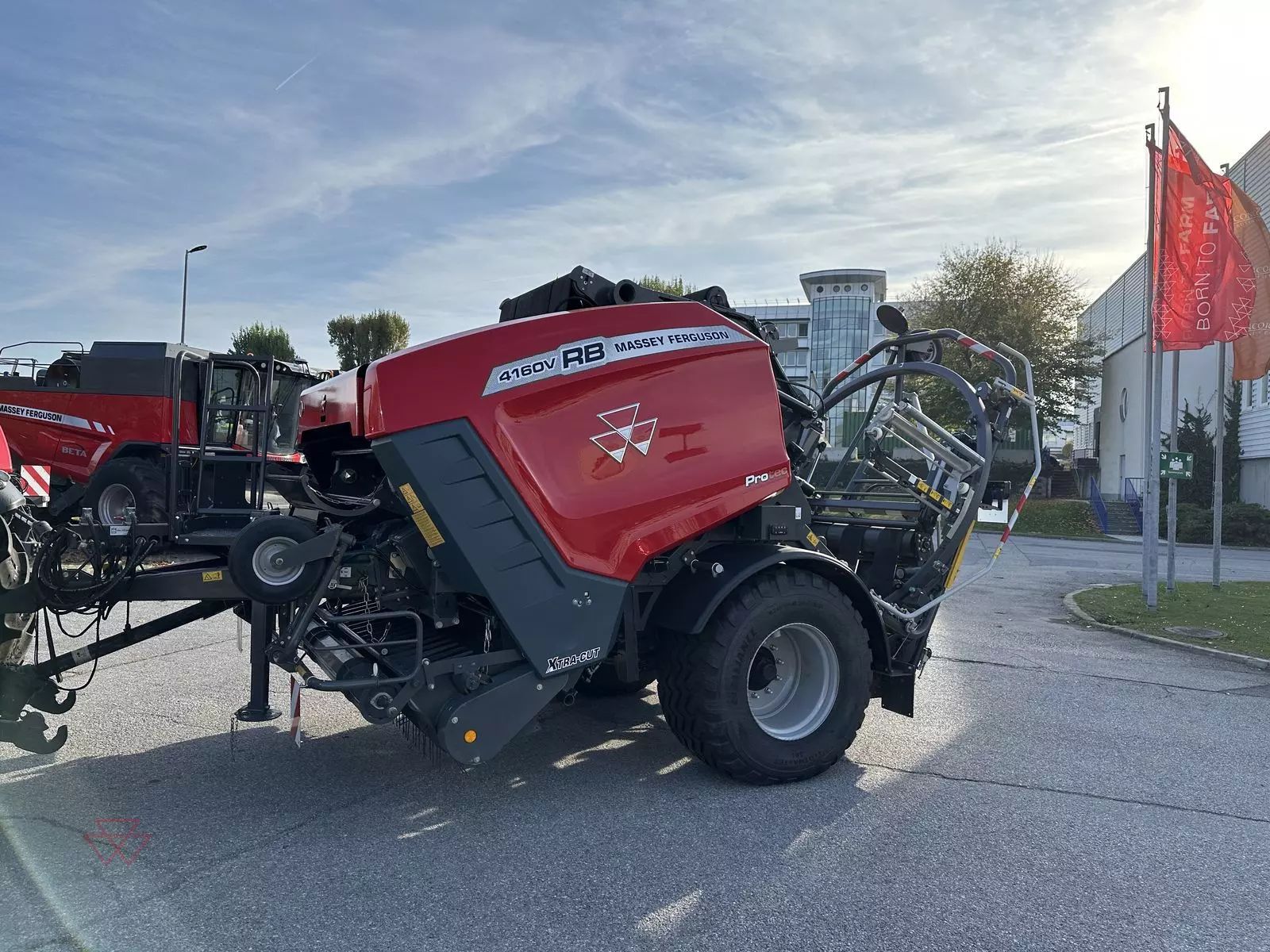 E-FARM: Massey Ferguson rbc4160v - Ballepresser - id VMJAPYJ - 79.000 € - Produktionsår: 2022 - Østrig