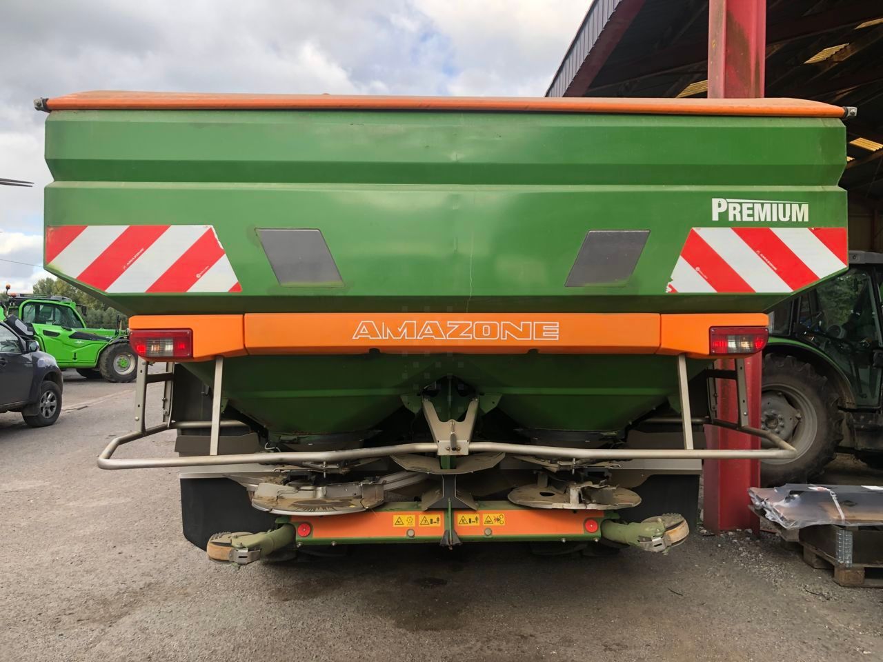 Amazone za-ts 4200 profis hydro Fertiliser spreader €8,500