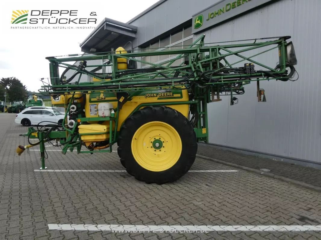 E-FARM: John Deere 624 - Sprayer - id PKHMQAK - €9,800 - Year of construction: 2003 - Germany