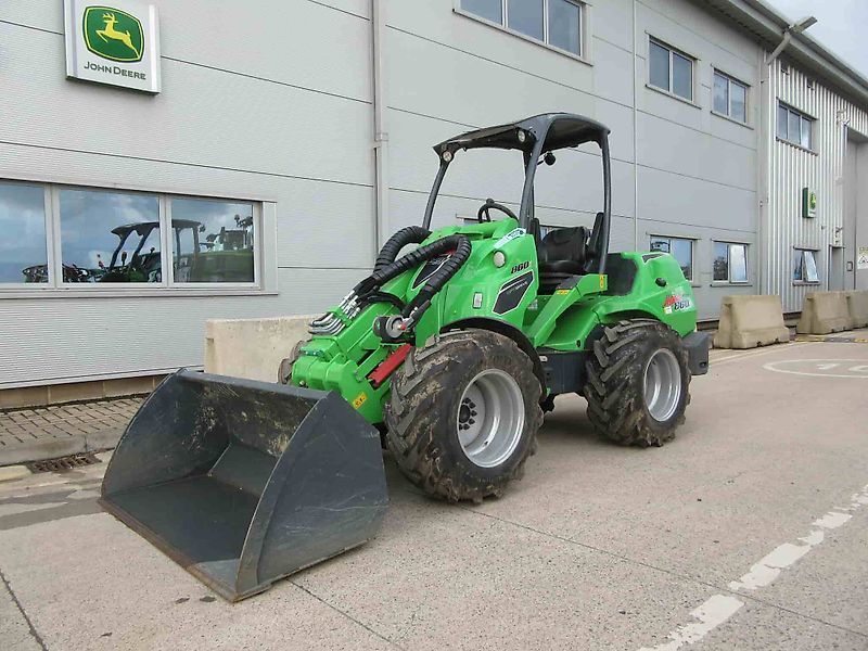 Avant 860i Kerekes rakodógép 46 064 EUR