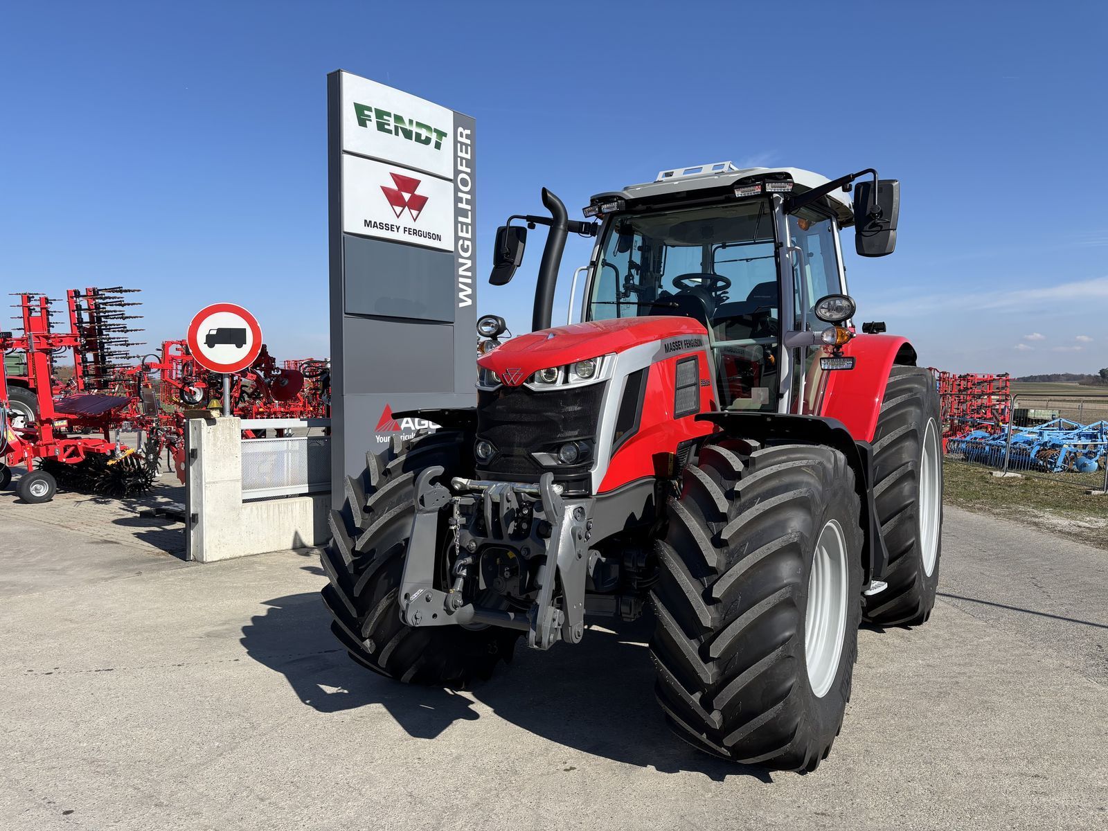 Massey Ferguson 6S.180 Tractor
