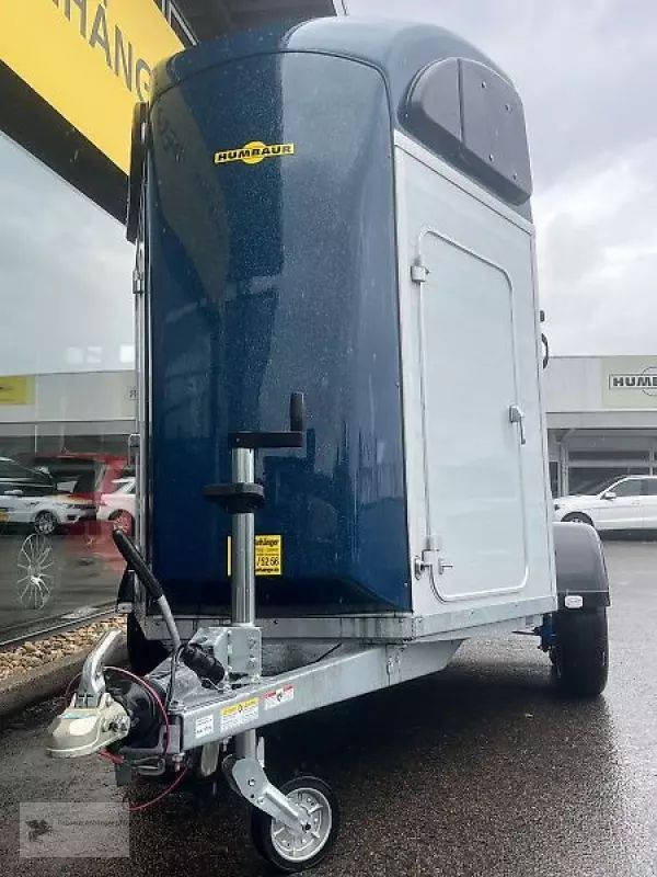 E-FARM: Humbaur xanthos aero pferdeanhänger 2,4t sk neu !100km/h - Anhänger - id FBVQPM2 - 10.690 € - Baujahr: 2025 - Deutschland