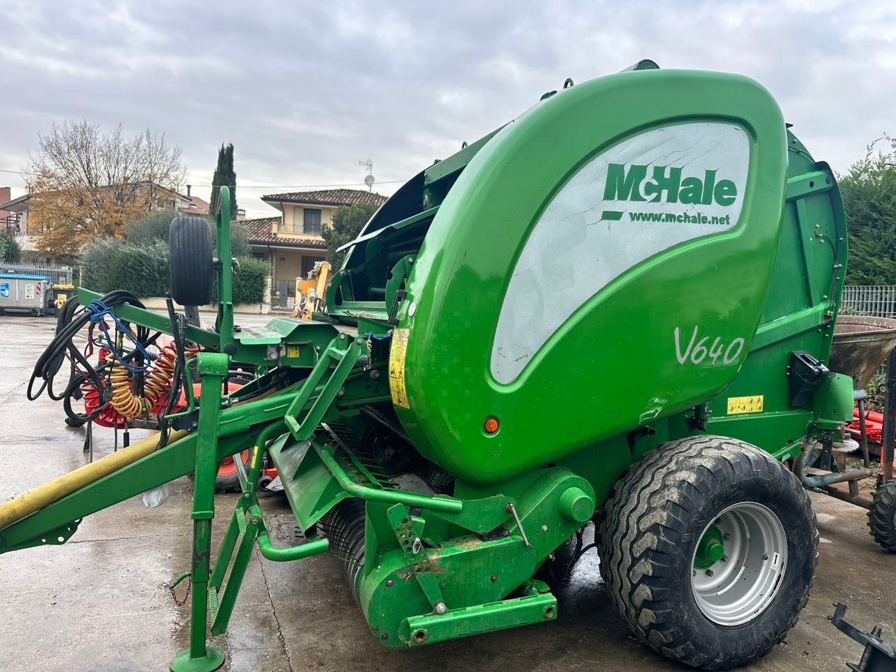 McHale V 640 Baler €26,500