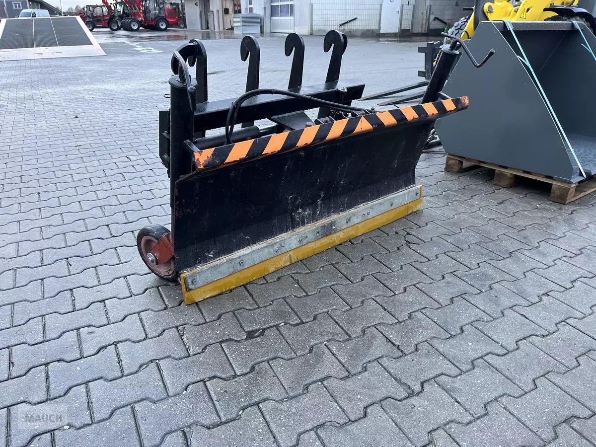 E-FARM: Other schneeschild 1400mm weidemann mv - Attachment - id SHTUFVQ - €1,158 - Austria