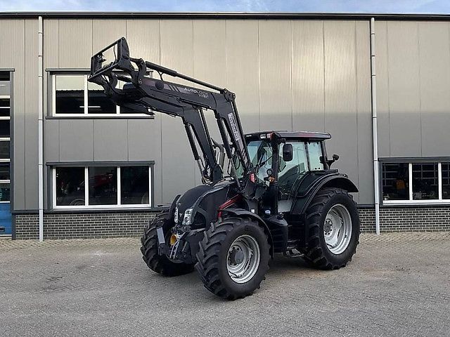 Valtra N123 HiTech 5 Traktor 57.500 €