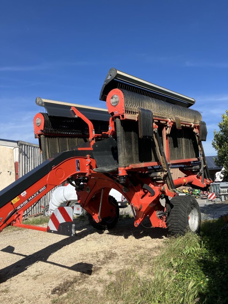 E-FARM: Kuhn Merge Maxx 950 - Høvender - id AKNUVCR - 48.500 € - Produktionsår: 2019 - Frankrig