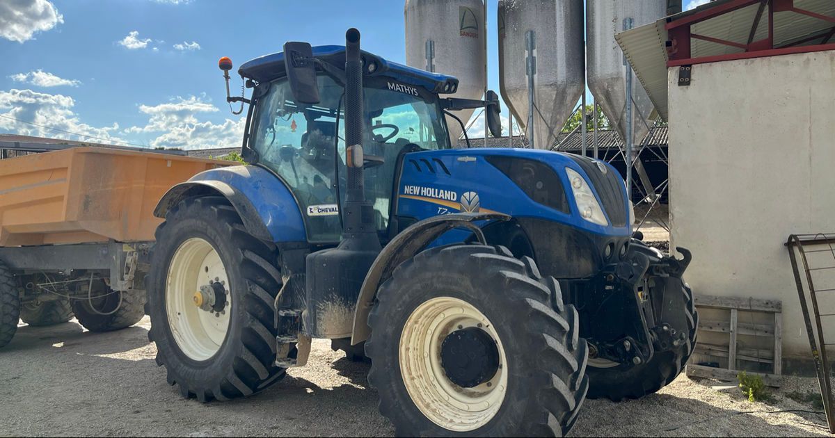 E-FARM: New Holland T7.245 - Tractor - id J6MVMDE - 119.000 EUR - Anul: 2022 - Citeste ore: 3.000,Muterea motorului: 200,Franța
