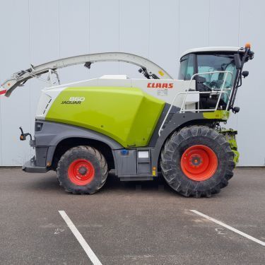 E-FARM: Claas 860 - Ensileuse automotrice - id ELJMBIS - Année: 2021 - Lecture du nombre d'heure: 1 436,France