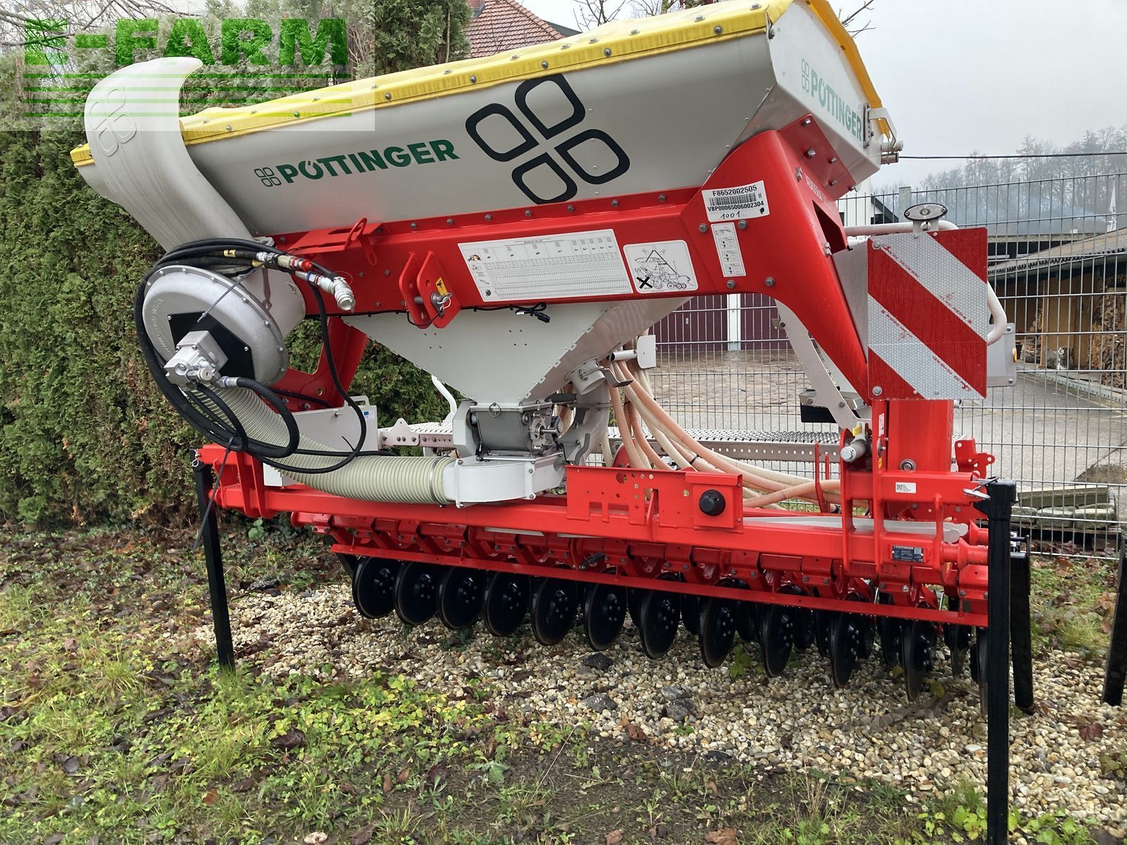 Pöttinger Aerosem 3002 ADD Siewnik rzędowy/agregat uprawowo-siewny