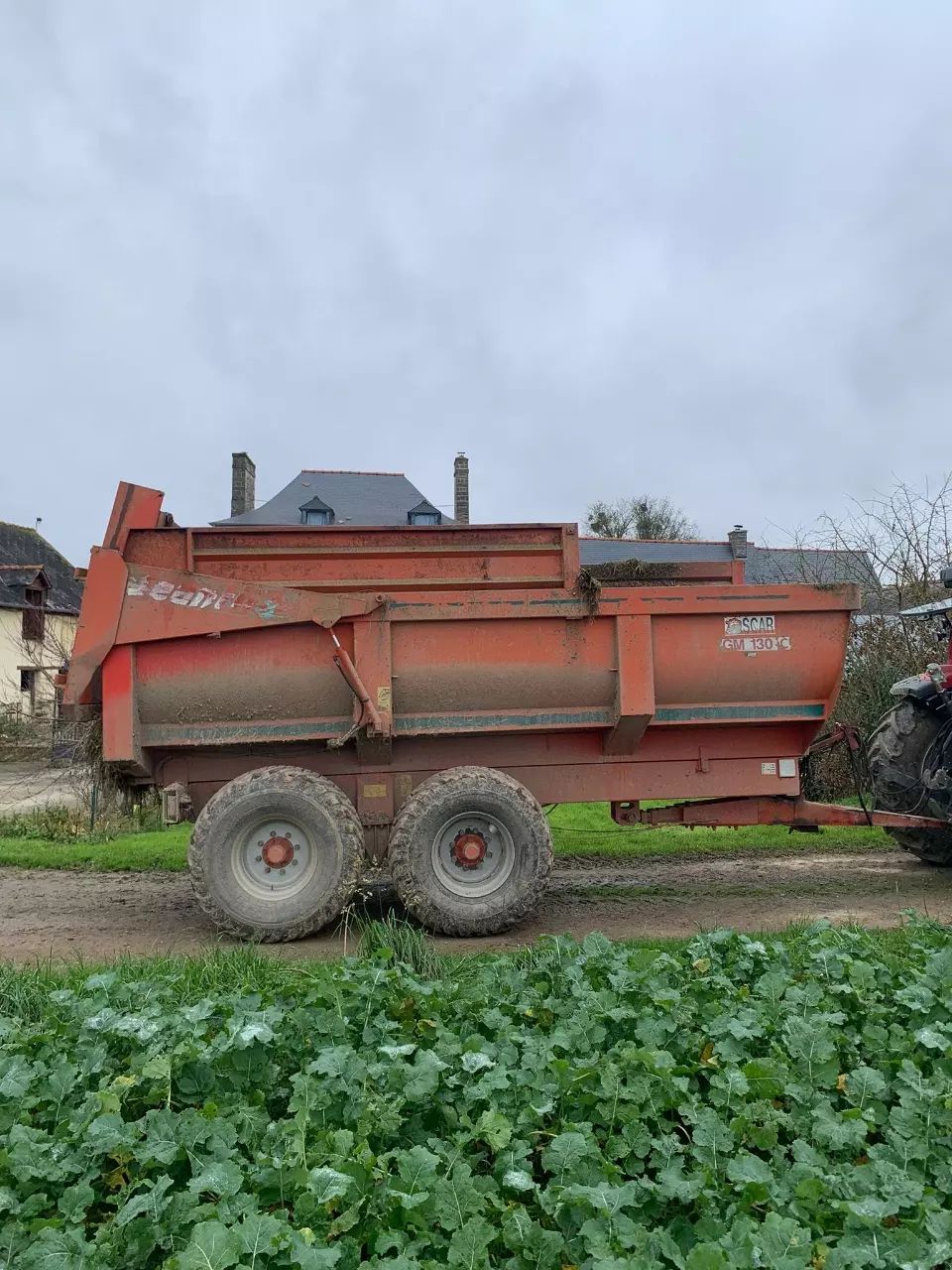 E-FARM: Jeantil gm130c - Benne - id 4ZK6VUV - 14 000 € - Année: 2001 - France