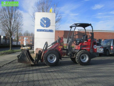 E-FARM: Schäffer 2430 - Wheel loader - id YZWFEMC - €38,235 - Year of construction: 2022 - Engine hours: 1,370,Engine power (HP): 26,Germany