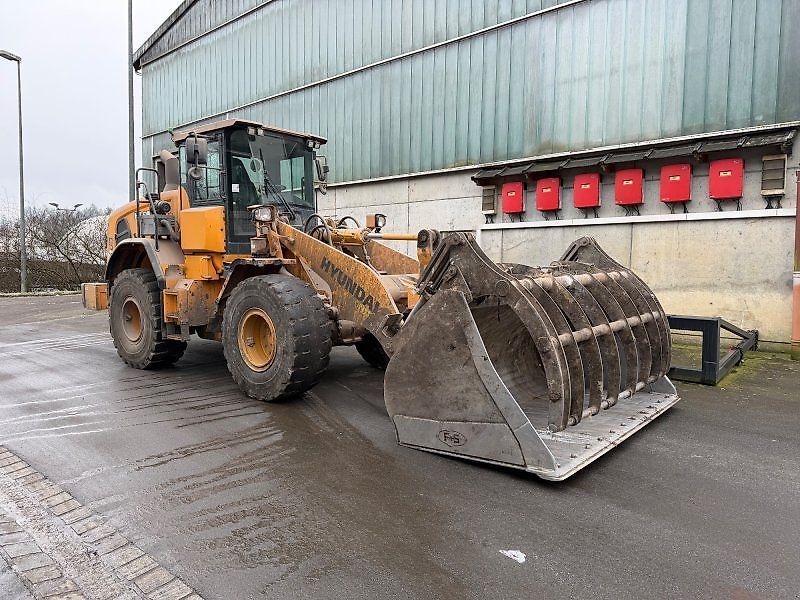 HYUNDAI hl 955 xt Wheel loader €36,000