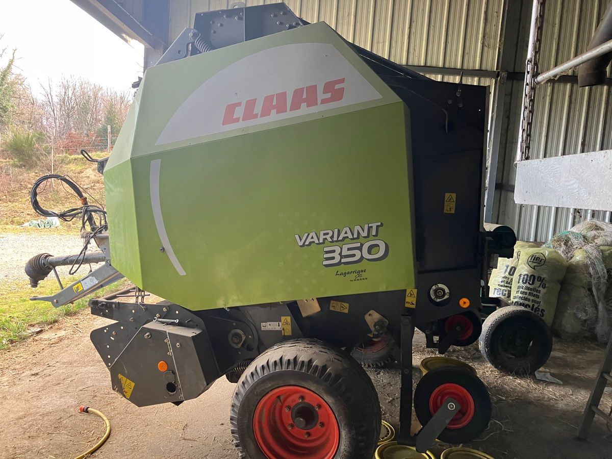 E-FARM: Claas Variant 350 - Presse à balles - id GXKHQQN - 13 500 € - Année: 2009 - Balles produites: 22 000,France