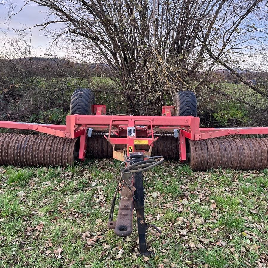 E-FARM: Kverneland Actiroll 630 - Presses et rouleaux - id RJNNXAA - 12 000 € - Année: 2019 - France