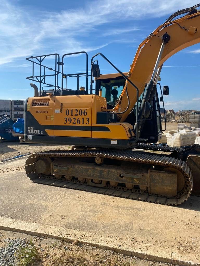 HYUNDAI hx140lc Crawler excavator €62,421