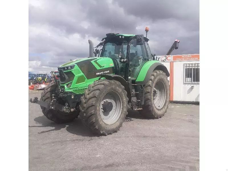 E-FARM: Deutz-Fahr 7230 Agrotron TTV - Tractor - id RKULMH5 - 79.900 EUR - Anul: 2018 - Citeste ore: 3.626,Muterea motorului: 214,Franța