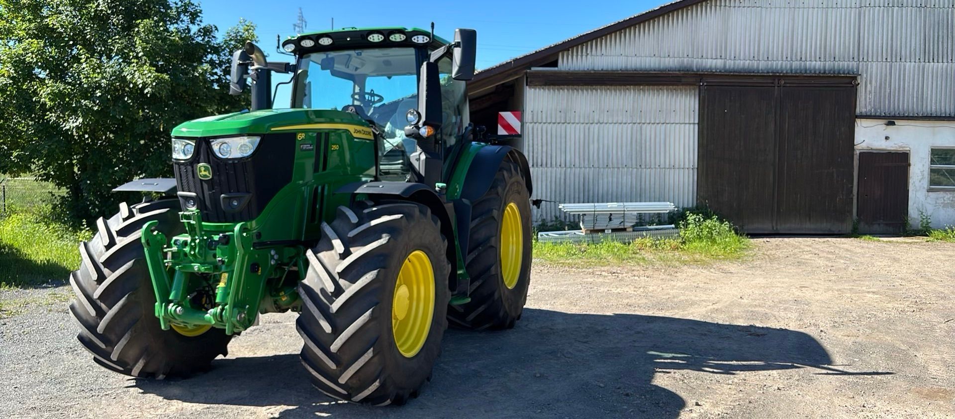 John Deere 6R 250 Tractor €175,000