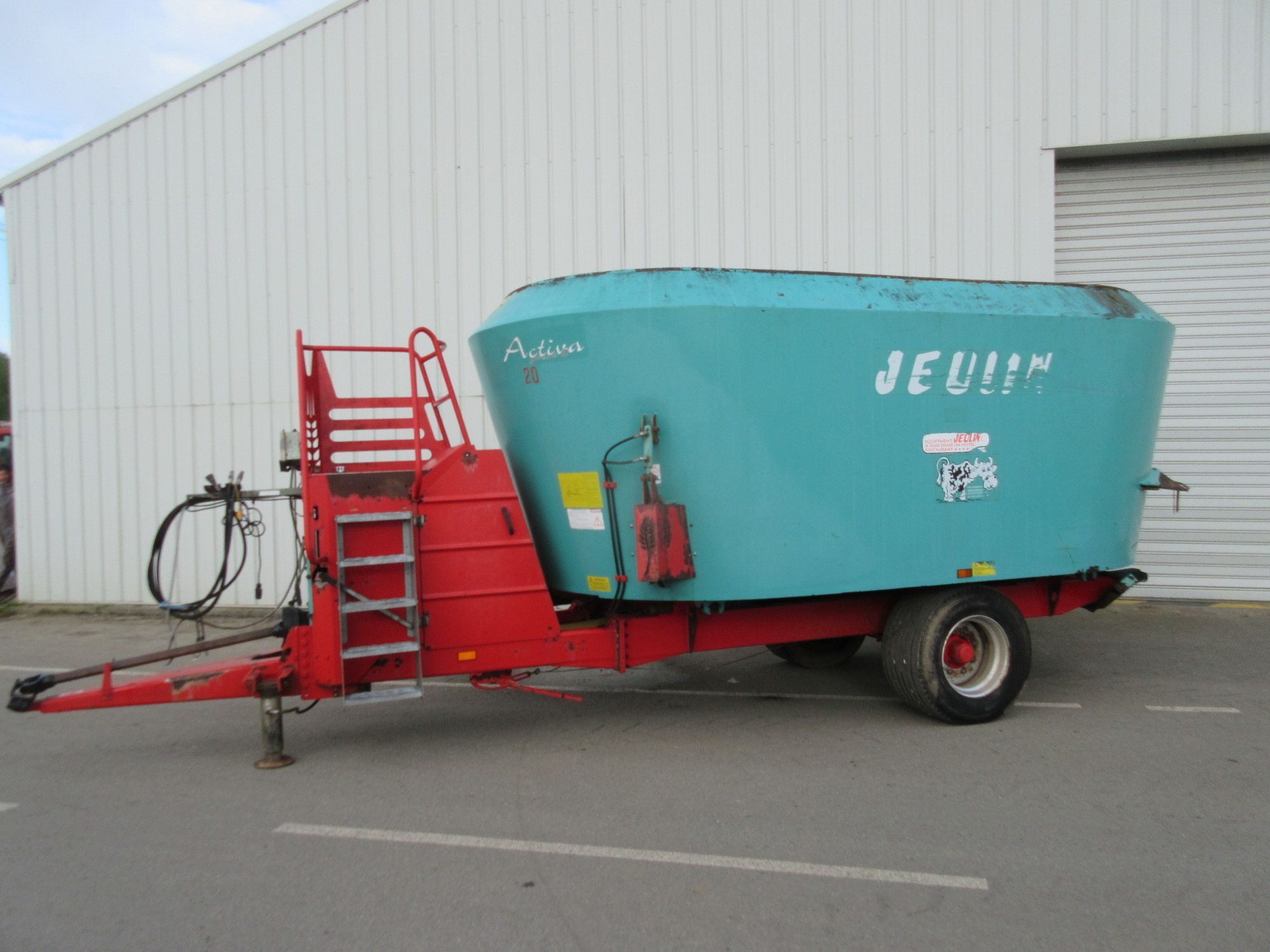 E-FARM: Jeulin activa - Mélangeurs d'alimentation - id XNHGXGY - 15 000 € - Année: 2013 - France