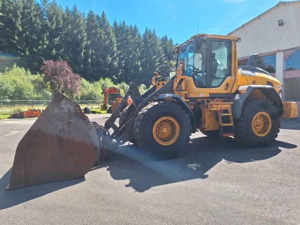 E-FARM: VOLVO l 60 h - Chargeuse sur pneus - id NMW8BDP - 135 000 € - Année: 2022 - Lecture du nombre d'heure: 1 069,Puissance du moteur (chevaux): 166,France