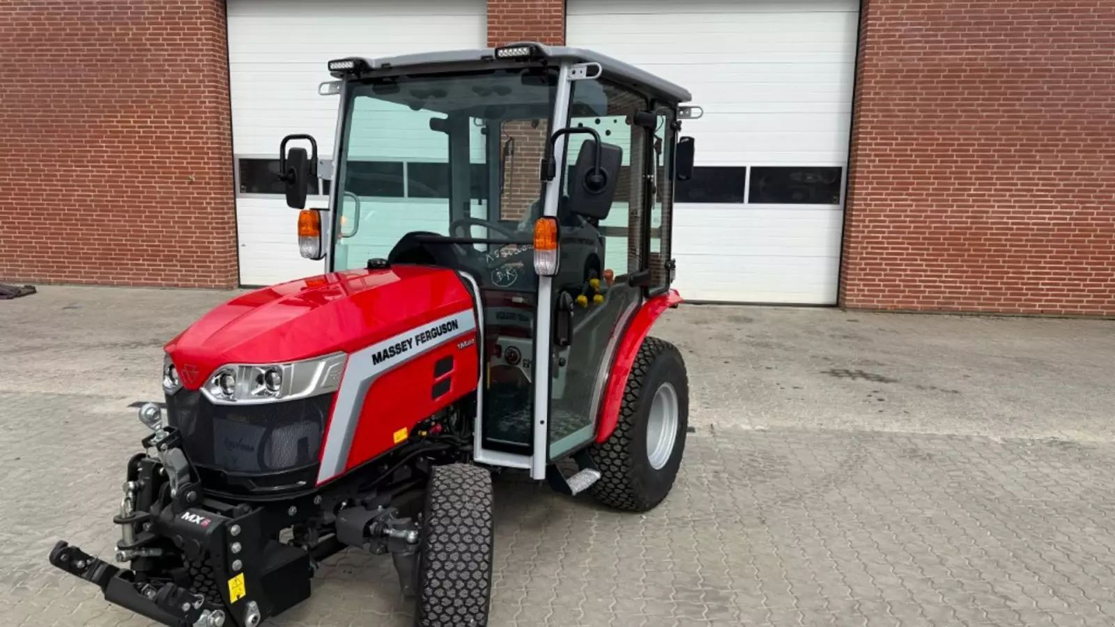 Massey Ferguson MF 25 Traktor 32 768 €