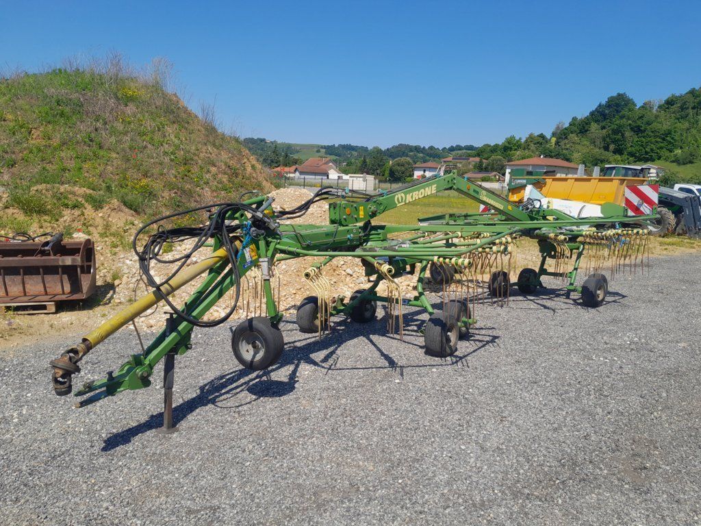 E-FARM: Krone Swadro 710/26 T - Tedder - id ZY6PAIM - 6800 € - Año: 2012 - Francia