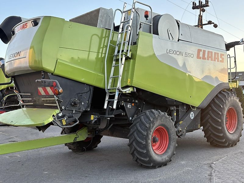 Claas Lexion 550 Комбайн