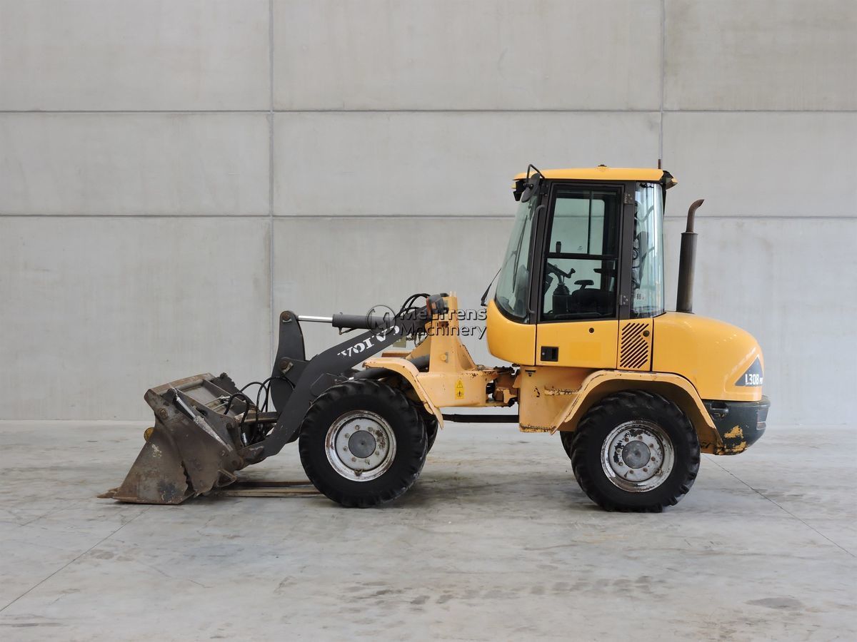 VOLVO l30b Pala gommata 16.950 €