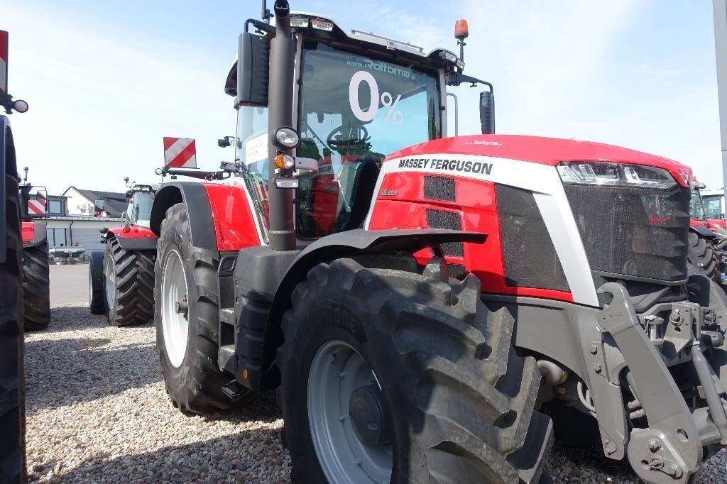 Massey Ferguson 8S.205 Tractor €148,346