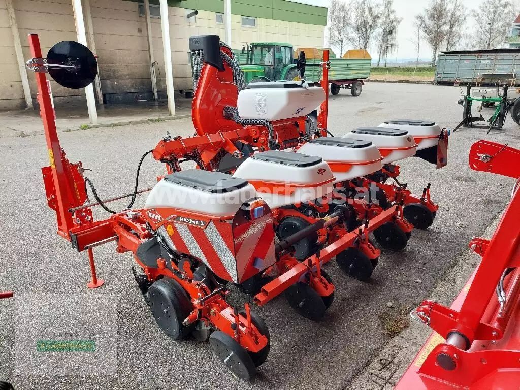 E-FARM: Kuhn Maxima 3 M - Taladro de precisión - id FJ2AQZM - 24.458 € - Año: 2024 - Austria