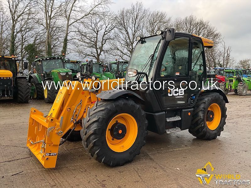 JCB 536-60 AGRI Super Manipulador telescópico 53.649 €