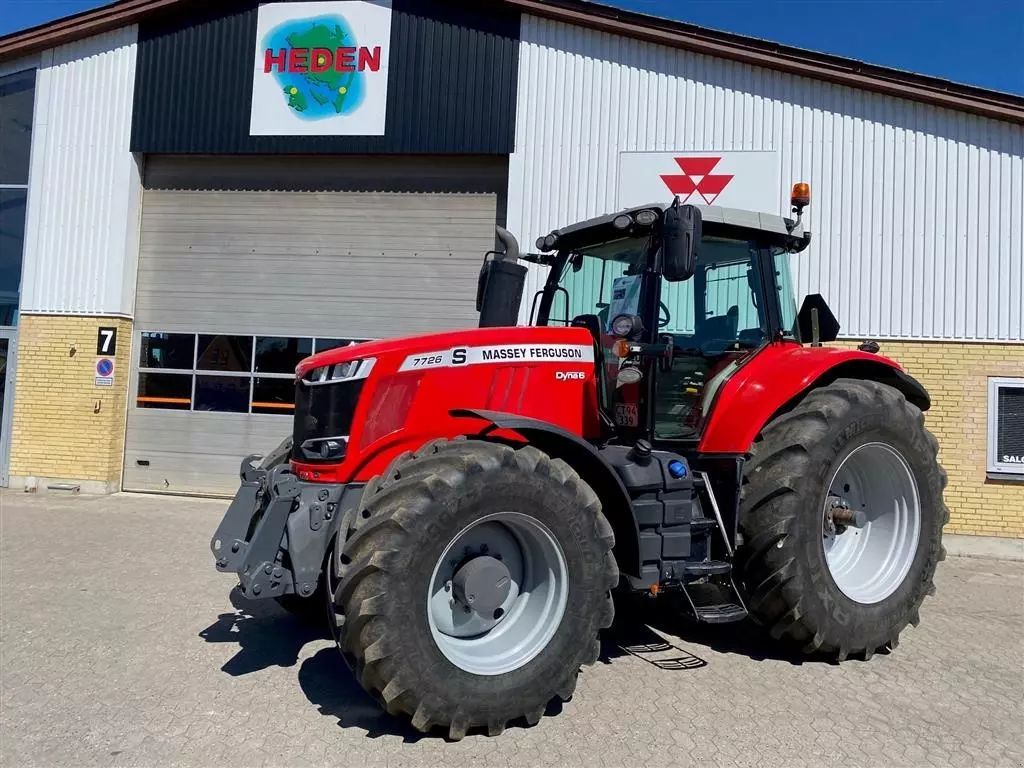 E-FARM: Massey Ferguson 7726S Exclusive - Tractor - id T6FCNCP - 99.087 € - Año: 2020 - Horas: 3701,Potencia del motor: 260,Dinamarca