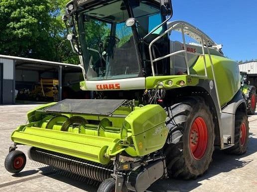 E-FARM: Claas Jaguar 860 - Feldhäcksler (selbstfahrend) - id SGLTZKM - 175.281 € - Baujahr: 2021 - Abgelesene Motorstunden: 2.821,Vereinigtes Königreich