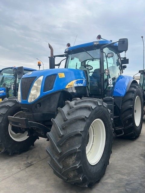 New Holland T 7060 Tractor €59,000