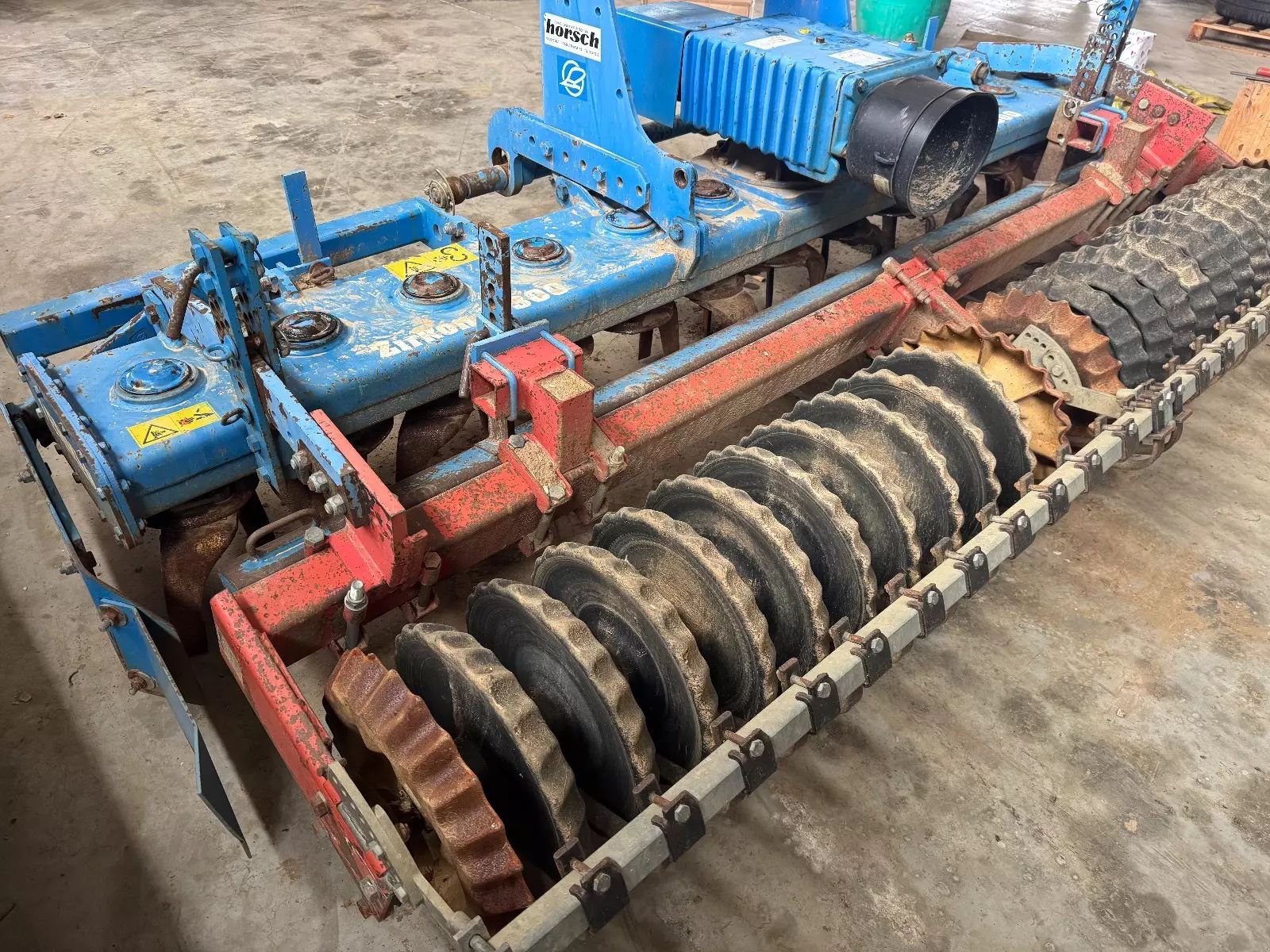 Lemken zirkon 9/300 Power harrow €5,042