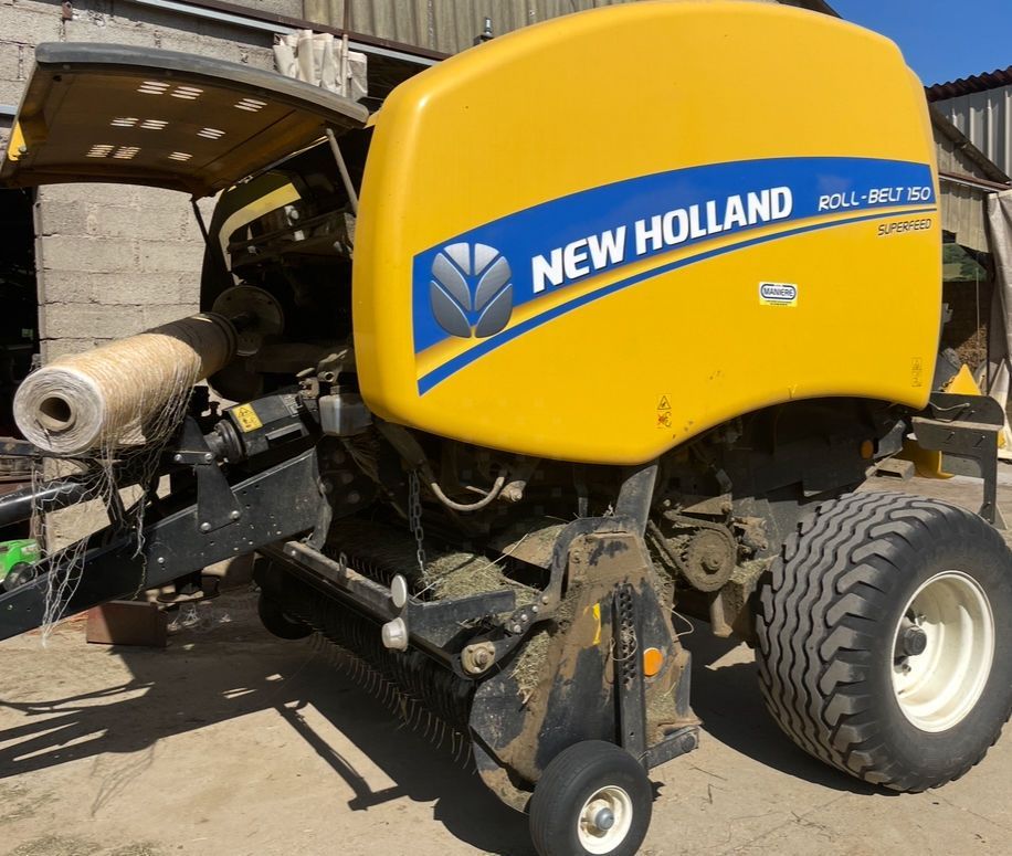 New Holland roll belt 150 Baler