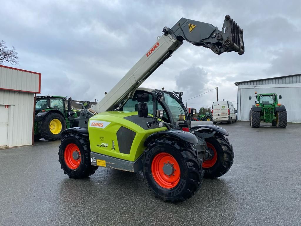 E-FARM: Claas scorpion 7035 - Teleszkópos rakodó - id 7KGEWCR - 48 000 EUR - Gyártási év: 2017 - Üzemóra (motor): 4850,Franciaország