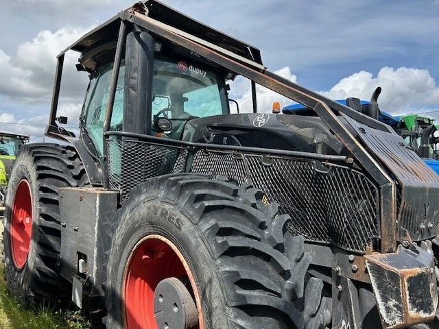 E-FARM: Valtra S 374 - Tractor - id DQEJUPC - €88,000 - Year of construction: 2016 - Engine hours: 3,514,Engine power (HP): 370,France