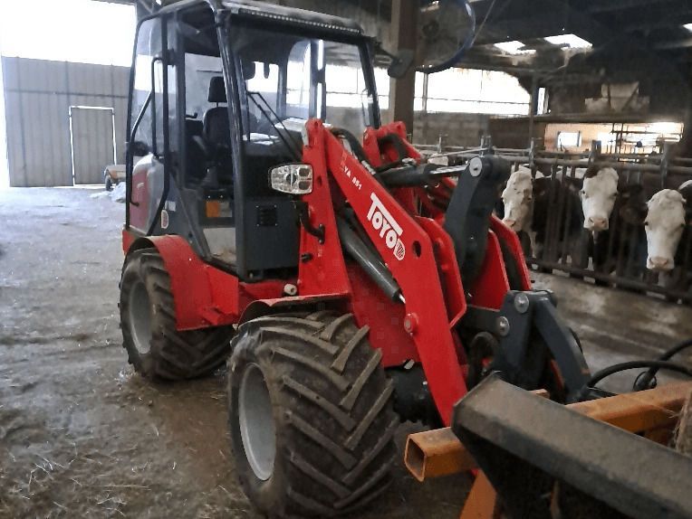 E-FARM: Toyo 851 - Mini-chargeuse - id KEYCKKK - 43 000 € - Année: 2024 - France