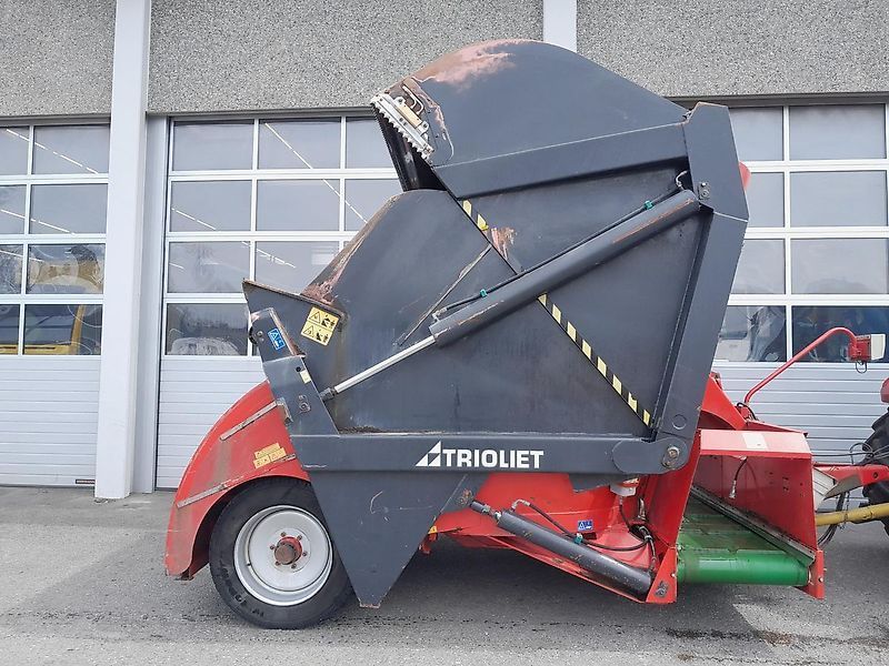 E-FARM: TRIOLIET Triomix 1 1200 - Futtermischwagen - id JJV3UAQ - 8.000 € - Baujahr: 2012 - Österreich