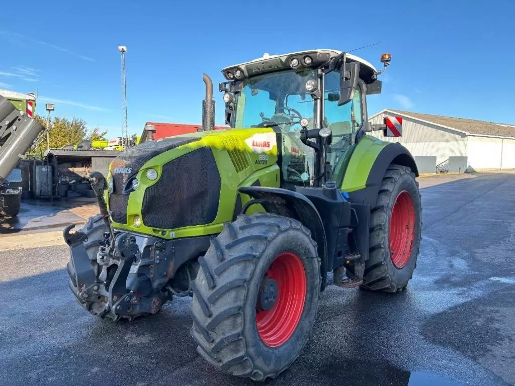 Claas Axion 830 Tracteur 86 842 €