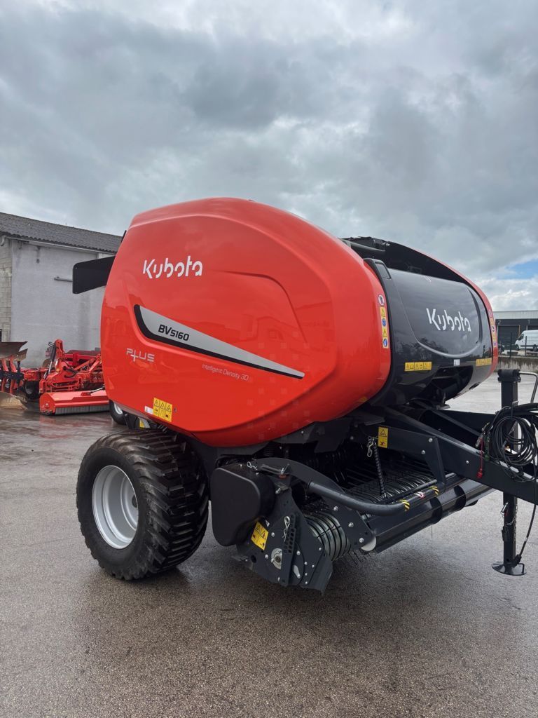 E-FARM: Kubota bv 5160 - Baler - id FHXD6CY - €41,600 - Year of construction: 2024 - France