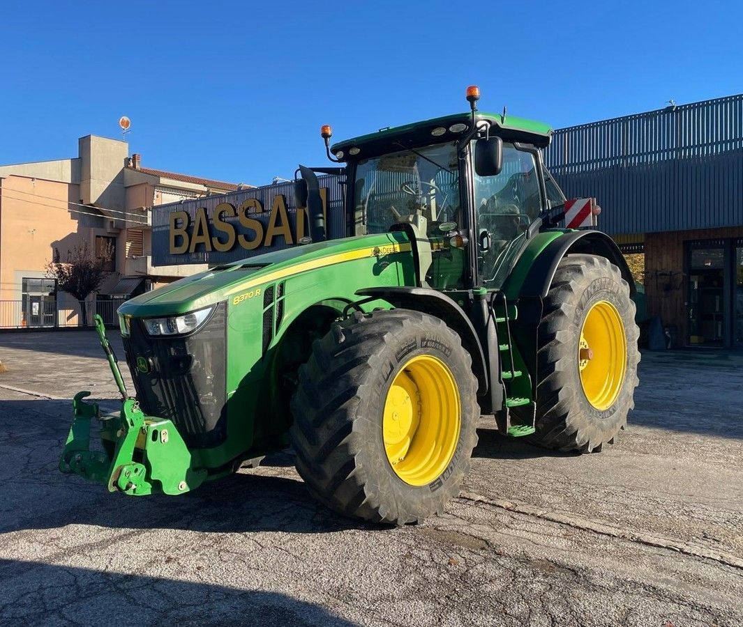 John Deere 8370 R Traktor 144.000 €