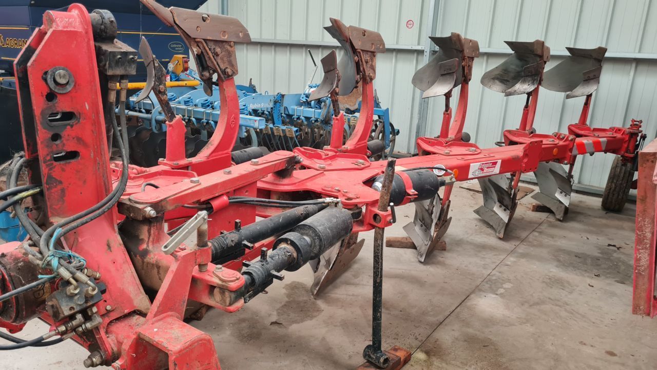 GREGOIRE BESSON ry 47 Charrue 5 000 €
