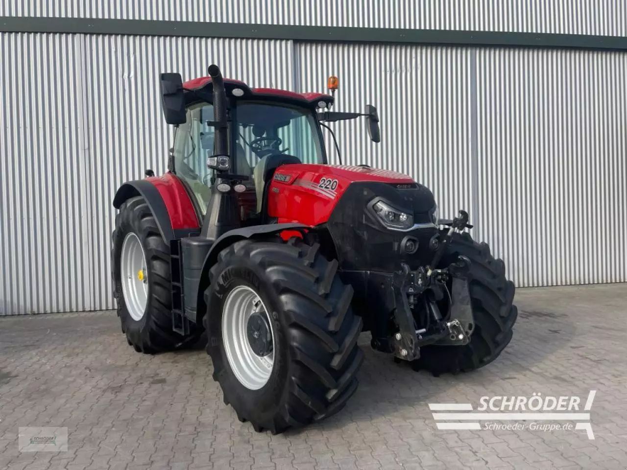 E-FARM: Case IH Puma 220 CVX - Tractor - id R9UMEWF - €153,885 - Year of construction: 2024 - Engine hours: 858,Engine power (HP): 220,Germany