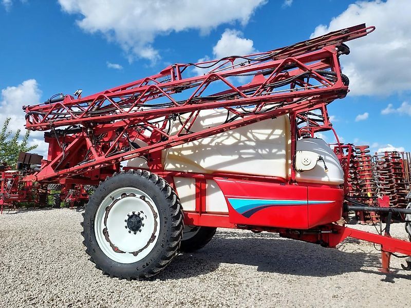 E-FARM: Bargam compact 6200 - 24-36m med gps - Opryskiwacz - id 8G4AXUC - 26 122 € - Rok produkcji: 2013 - Dania