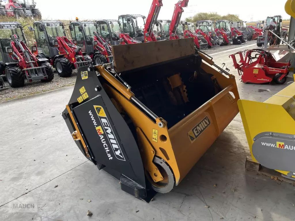 E-FARM: Emily dis fib 2200mm 1,9m³ mit euro - Attachment - id AXMA7DU - €17,611 - Austria