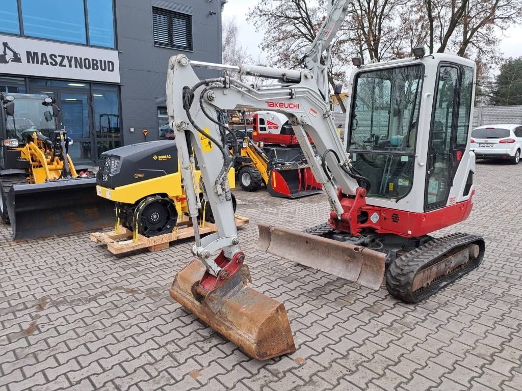 Takeuchi tb 225 Mini-pelle 21 348 €