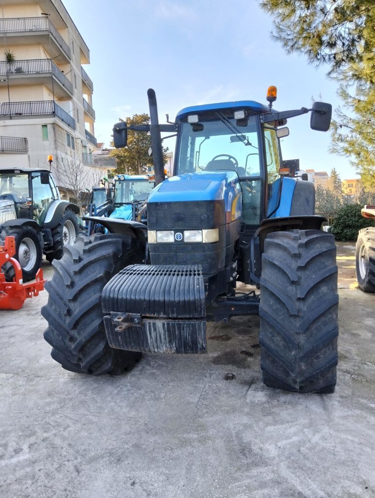 New Holland TM 190 Traktor 32 000 €