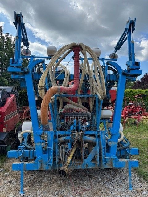 E-FARM: Monosem ng plus 9r - Semoir de précision - id 8YPVCVV - 32 000 € - Année: 2017 - France